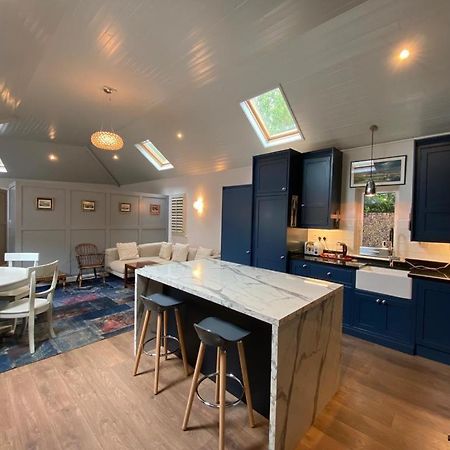 Gem In Connemara Flat Lejlighed Oughterard Eksteriør billede